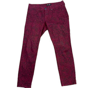 Seven7 women’s skinny 6P red/black lace looking  jeans with zipper and button